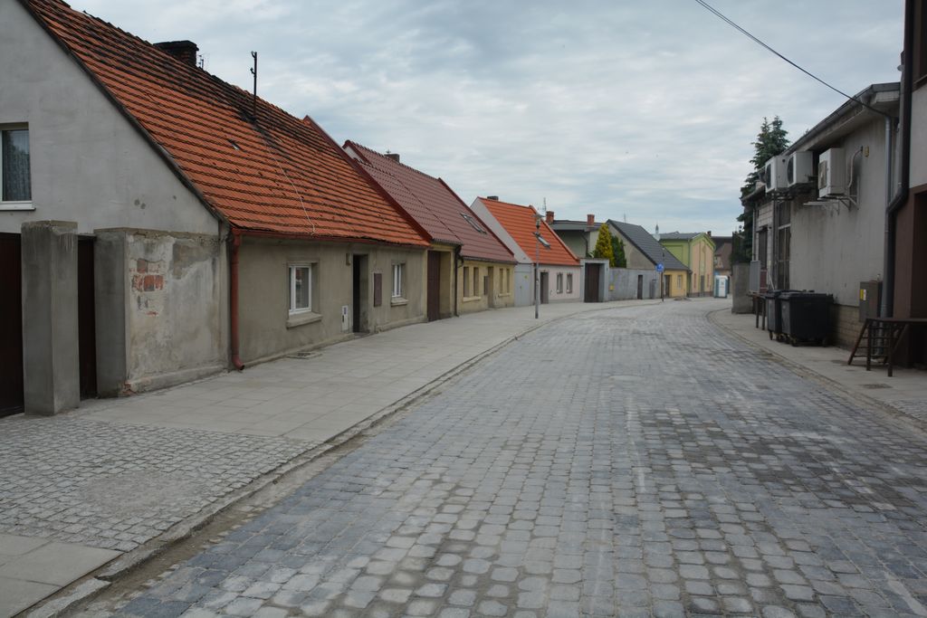 Ulica Kościelna w Koźminie Wlkp. po remoncie