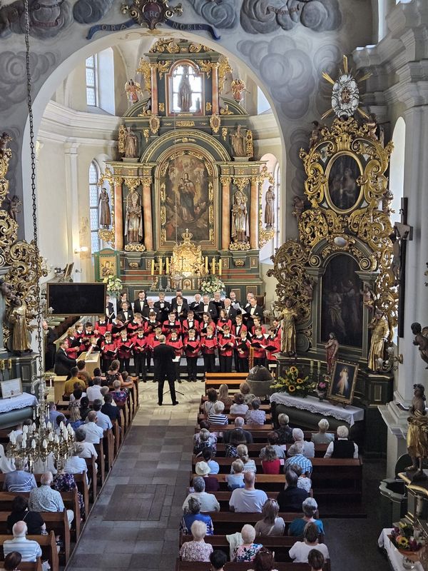 Poznańskie Słowiki wystąpiły w klasztorze 