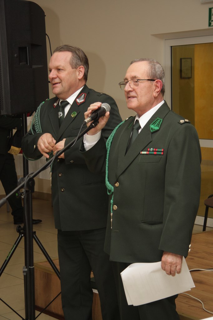 Uczestnicy jubileuszu 65-lecia Koła Łowieckiego „RUDEL” w Rusku